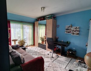 Lakás 2 szobák eladó on Floresti