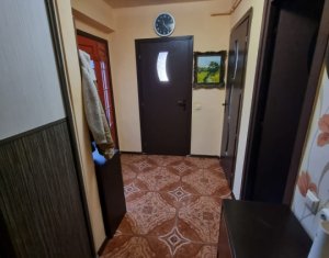 Lakás 2 szobák eladó on Floresti