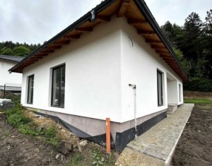 , 100m2 in Popesti, zona Centru