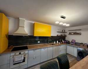 Maison 4 chambres à vendre dans Gilau