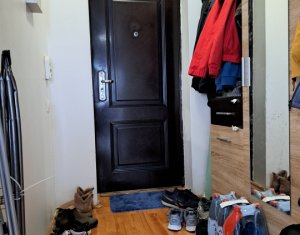 Lakás 2 szobák eladó on Floresti