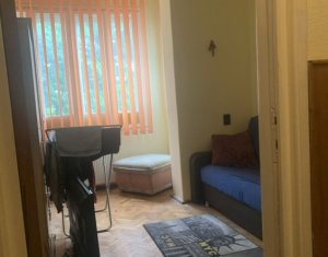 Maison 4 chambres à vendre dans Cluj-napoca, zone Marasti
