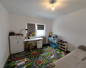 Appartement 3 chambres à vendre dans Cluj-napoca, zone Manastur