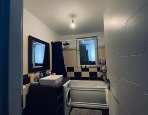 Appartement 3 chambres à vendre dans Floresti