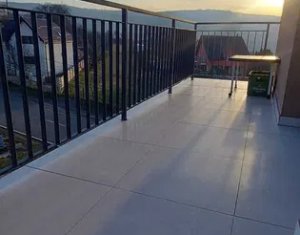 , 80m2 dans Cluj-napoca, zone Borhanci
