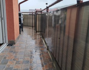 Apartament pe doua niveluri, Floresti, strada Eroilor