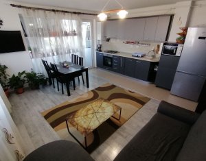 Lakás 3 szobák eladó on Baciu