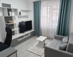 Lakás 3 szobák kiadó on Floresti