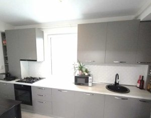 Appartement 3 chambres à vendre dans Floresti