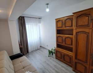 Appartement 3 chambres à louer dans Cluj-napoca, zone Manastur