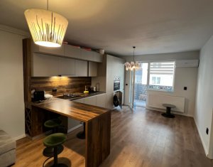 , 53m2 dans Floresti