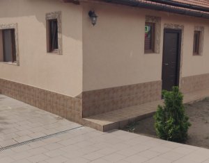 Maison 5 chambres à vendre dans Floresti