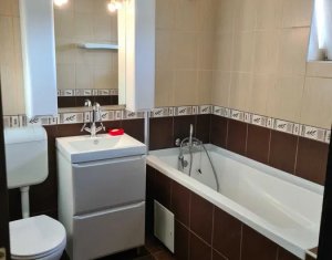 Lakás 2 szobák eladó on Floresti