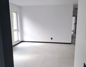 Lakás 2 szobák eladó on Floresti