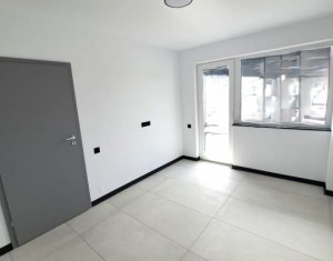 Lakás 3 szobák eladó on Floresti