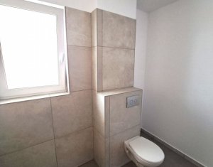 Lakás 3 szobák eladó on Floresti