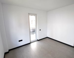 Lakás 3 szobák eladó on Floresti