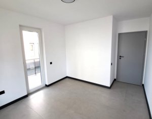 Lakás 3 szobák eladó on Floresti