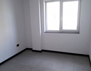 Lakás 3 szobák eladó on Floresti