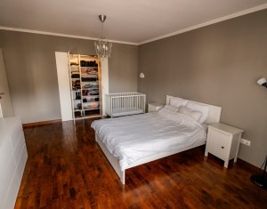 Lakás 2 szobák eladó on Floresti