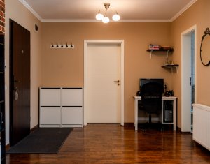 Lakás 2 szobák eladó on Floresti