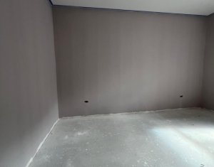 Appartement 3 chambres à louer dans Cluj-napoca, zone Centru