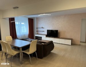 Appartement 4 chambres à louer dans Cluj-napoca, zone Manastur