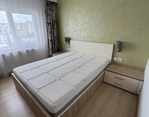 Appartement 4 chambres à louer dans Cluj-napoca, zone Manastur
