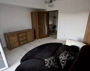 Appartement 3 chambres à louer dans Floresti