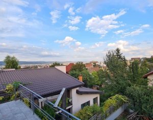 Maison 7 chambres à vendre dans Cluj-napoca, zone Andrei Muresanu