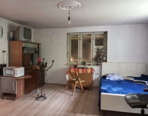 Maison 3 chambres à vendre dans Dumbrava