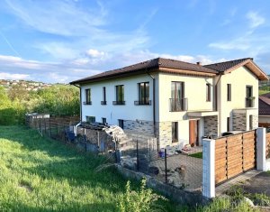 Ház 4 szobák kiadó on Cluj-napoca, Zóna Borhanci