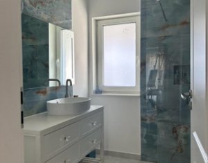 Maison 4 chambres à vendre dans Cluj-napoca, zone Manastur