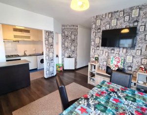 Apartment 3 rooms for sale in Floresti