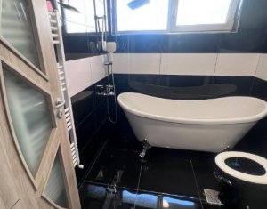 Ház 4 szobák eladó on Floresti