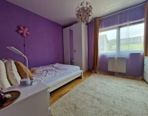 Casa ultrafinisata in mijlocul naturii, gradina amenajata, Gilau