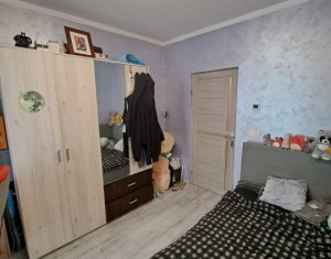 Appartement 4 chambres à vendre dans Floresti