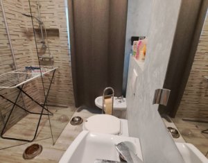 Appartement 4 chambres à vendre dans Floresti