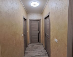 Appartement 4 chambres à vendre dans Floresti