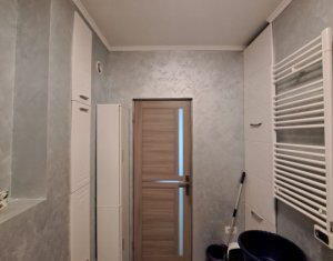 Appartement 4 chambres à vendre dans Floresti