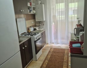 Lakás 2 szobák eladó on Floresti