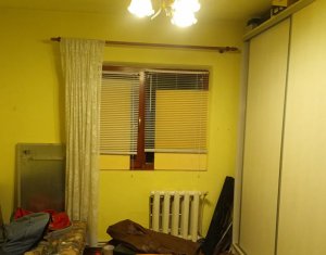 Appartement 4 chambres à vendre dans Cluj-napoca, zone Marasti