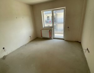 Appartement 3 chambres à vendre dans Floresti