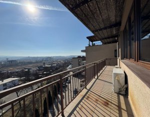 Apartament 4 camere, ultrafinisat, mobilat pentru birou, panorama unica ! 