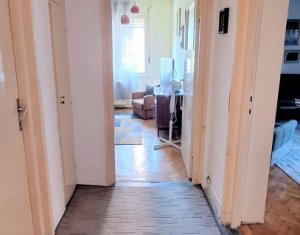 Apartament spatios în bloc tip vilă, garaj, grădină, zona Hotel Napoca