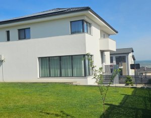 Casa independenta energetic, ultrafinisata, mobilata modern in Dezmir