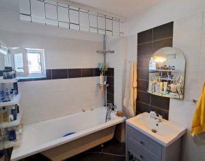 Lakás 2 szobák eladó on Floresti