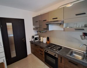 Lakás 2 szobák eladó on Floresti