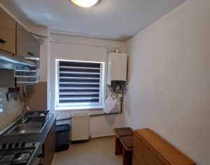 Lakás 2 szobák eladó on Floresti