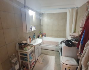 Lakás 2 szobák eladó on Floresti